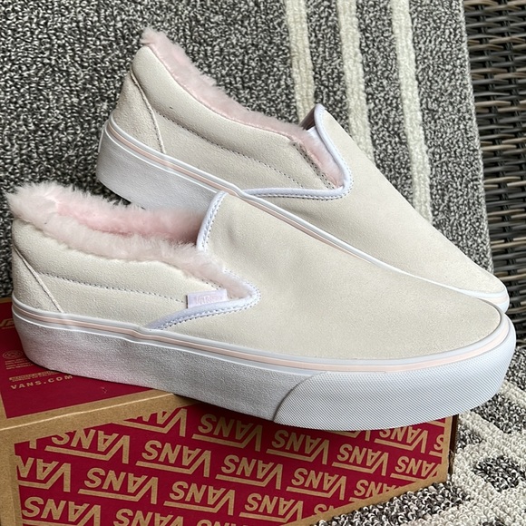 Vans Classic Slip-On Suede / Fur True White WMNS - Picture 6 of 16